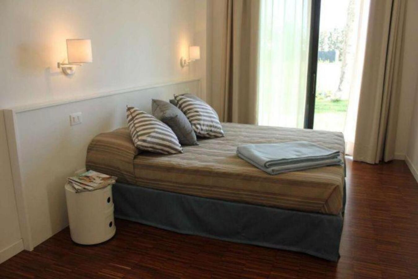 Residenze Di La' Dal Fiume Aparthotel Caorle Exterior foto